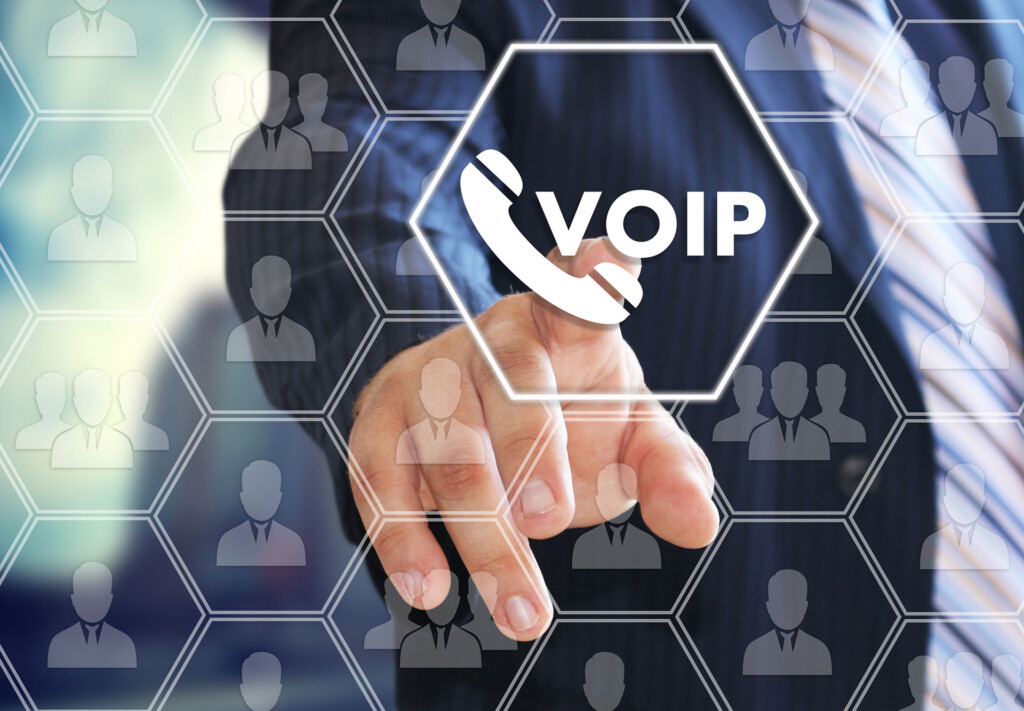 Hosted vs. In-House VoIP: What’s the Difference?